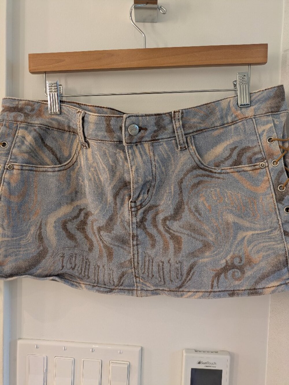 I.AM.GIA Calee Denim Marble Lace-Up Mini Skirt Size L Blue/Tan/Brown Swirl.